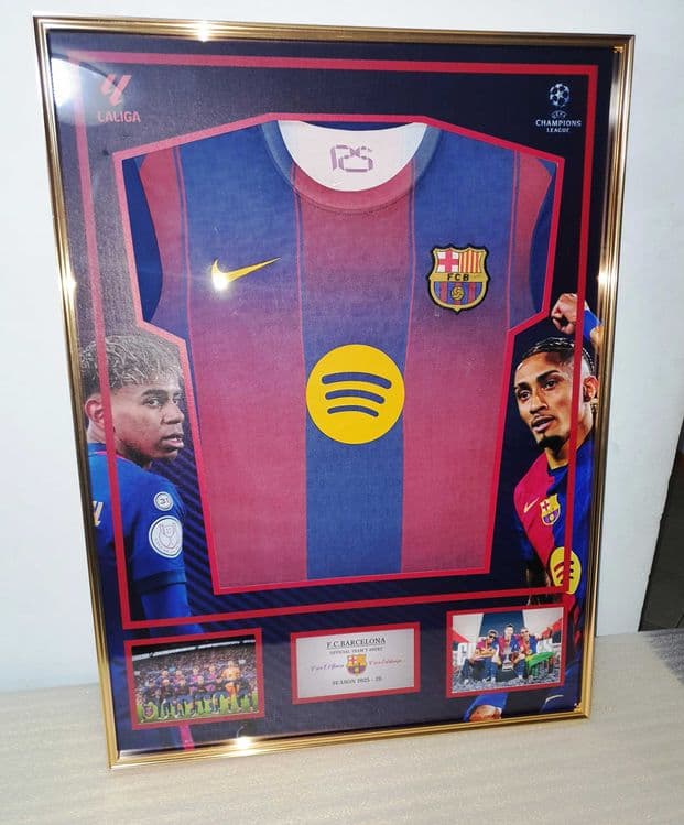 Форма Барселона в рамке 2025/26 (Barcelona KIT in frame) — 2