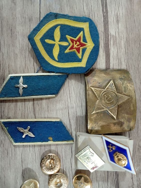 Значок военный шевроны и бляха от ремня — 3