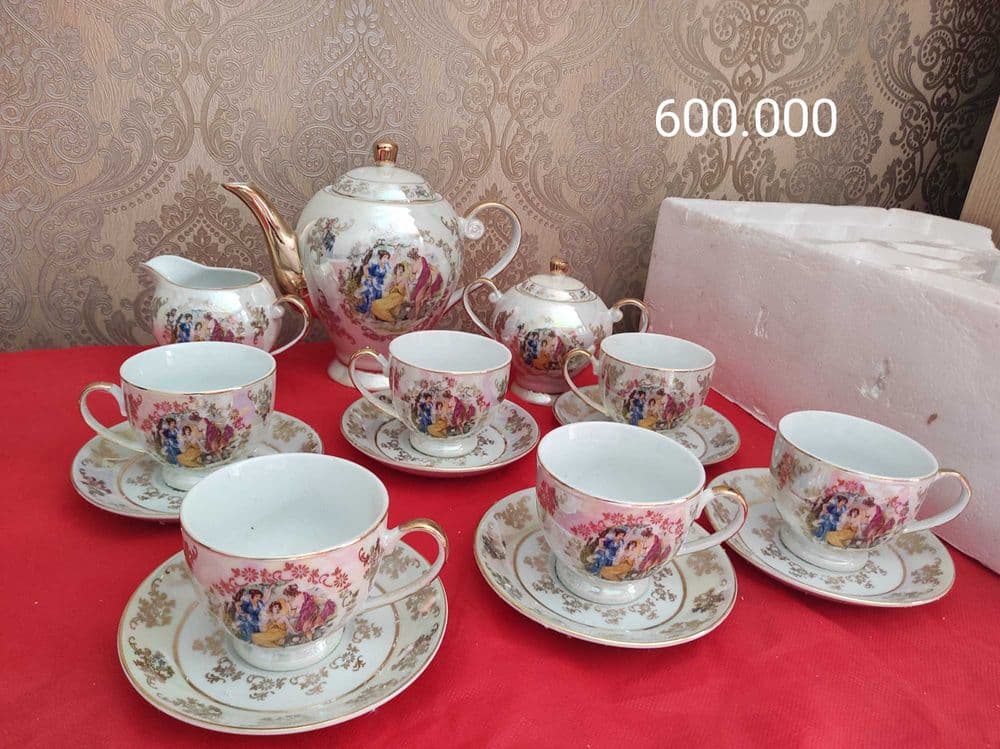 Винтажный новый чайный сервиз — 1