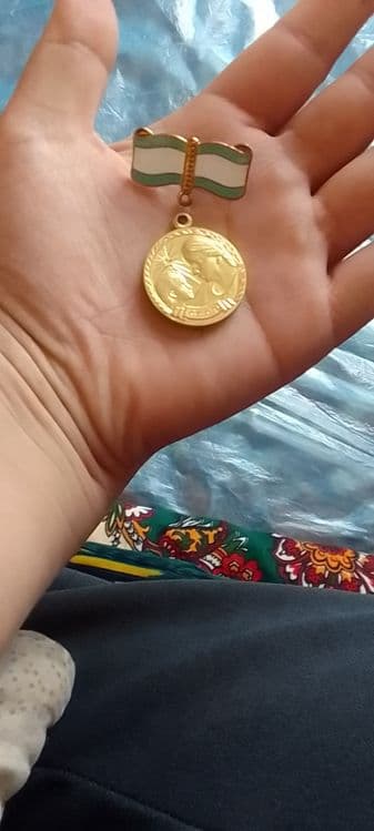 SSSR davridagi medal Qaxramon ona medali — 5