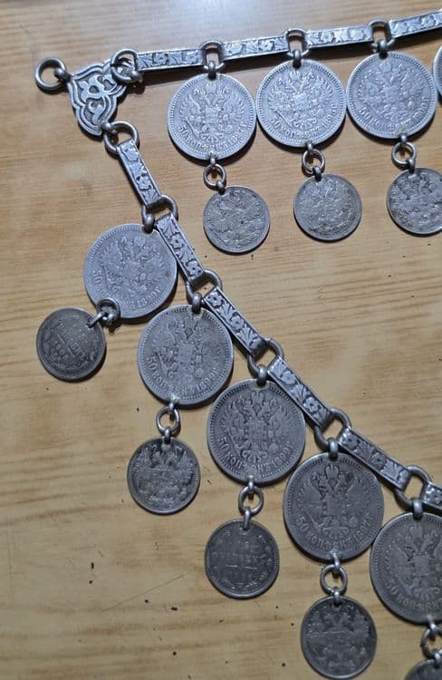 Антикварное старинное женское украшение из монет царя Николая второго — 12