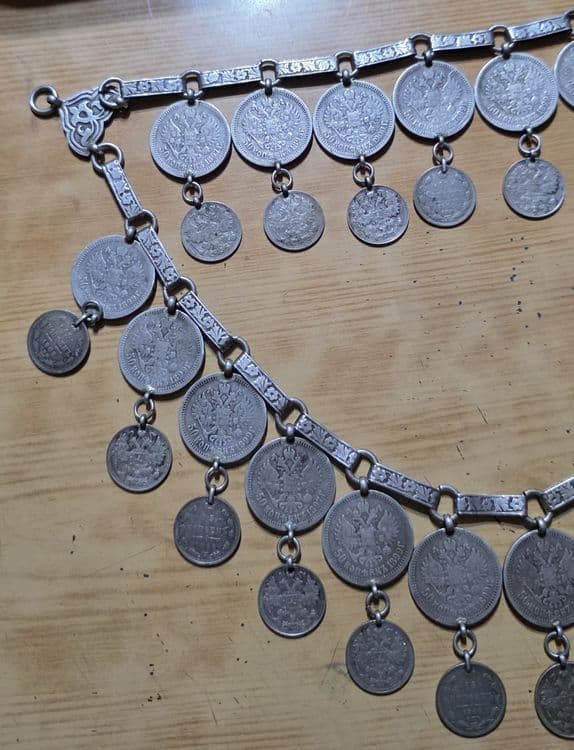 Антикварное старинное женское украшение из монет царя Николая второго — 13