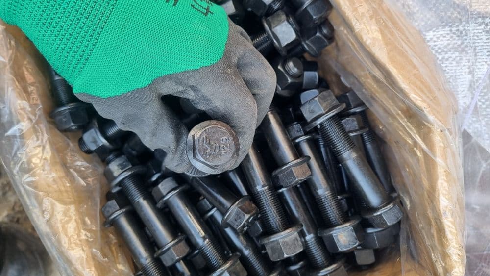 Bolt Gayka har xil turdagi — 4