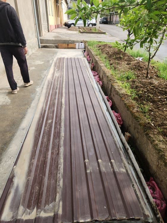 Profnastil bor choko rang 40 mindan metri — 1