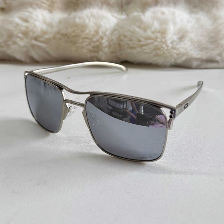 Oakley Holbrook Ti - Классические солнцезащитные очки с поляризацией — 7