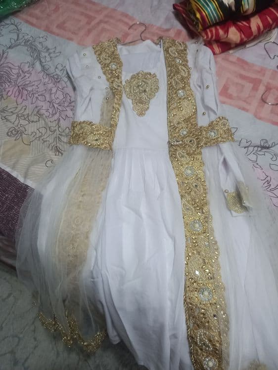 Kelin sarpolar kelincha kiyimlar — 1