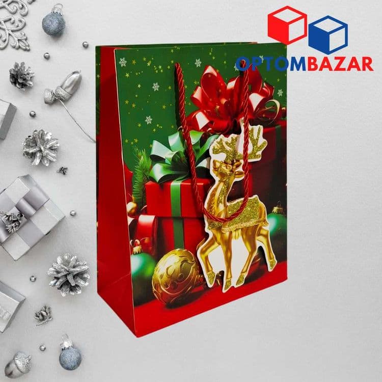 Yangi yil sovg'asi uchun kiyik rasmli, 18x24x8.5 sm qog'oz paket. — 10
