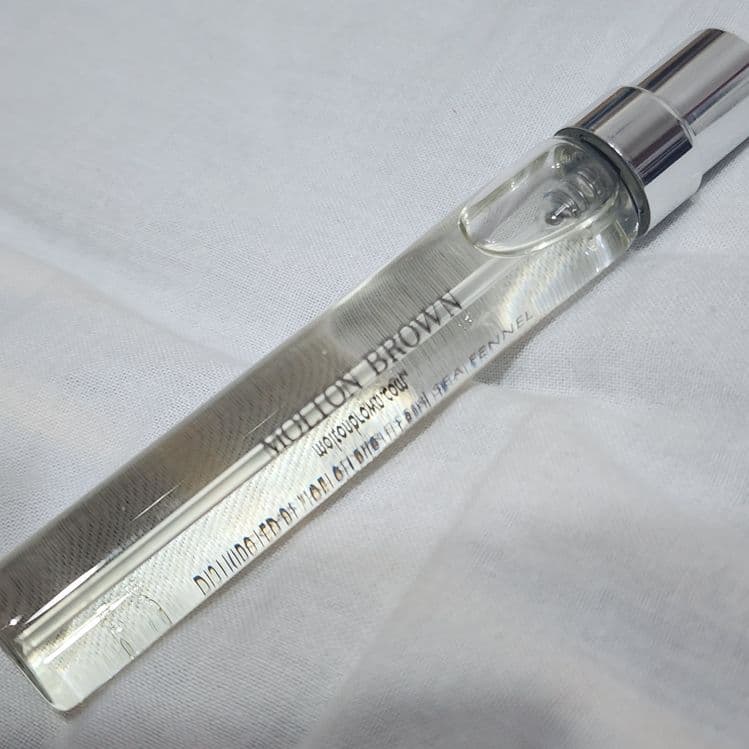 Подарочный набор MOLTON BROWN Туалетная вода + гель для душа — 6