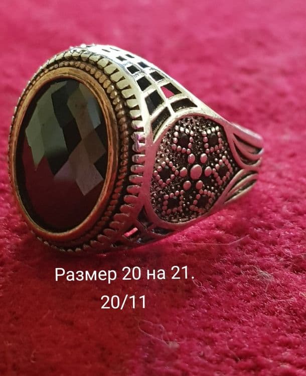 Кольца мужские разные новые. Серебро 925 пробы. Цена за 1 грамм — 14