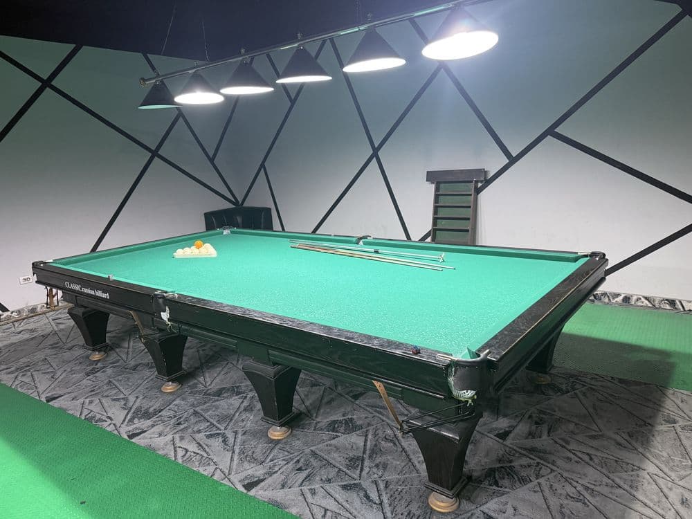 Billiard stol sotiladi — 2