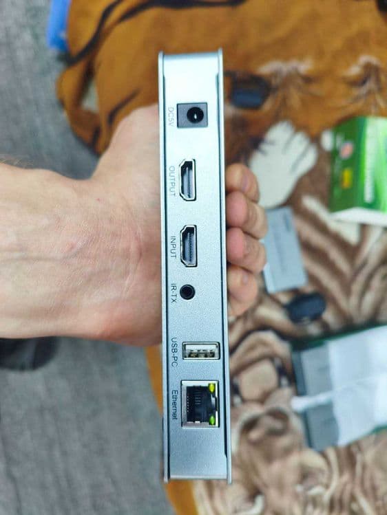 4K 120M KVM EXTENDER Есть полный комплект с коробкой — 4