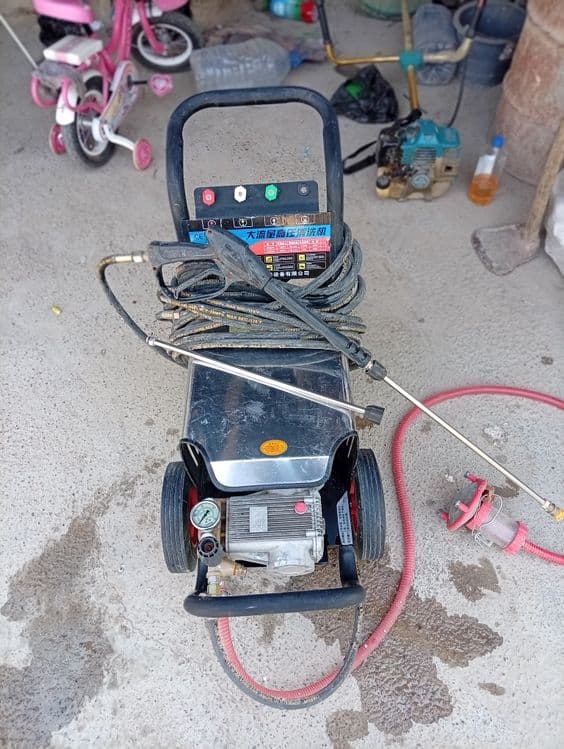 Moʻyka xizmati uchun aparatlar KARCHER . PILISOʻS . DIVIJOʻK sotiladi — 6