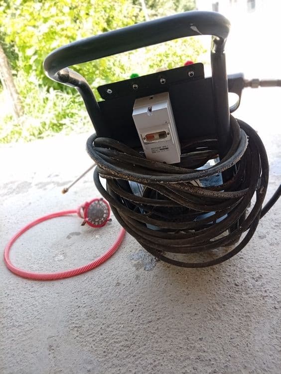 Moʻyka xizmati uchun aparatlar KARCHER . PILISOʻS . DIVIJOʻK sotiladi — 8