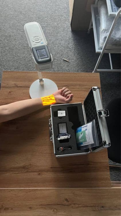 Venovizer Веновизор QV-600 Qualmedi vein finder — 1
