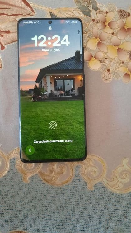 S 21 ultra + 5g. — 1