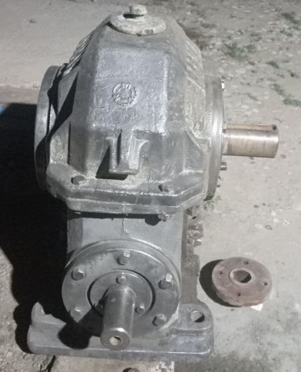 250ga 40 chirivashini  reduktor sotiladi — 2