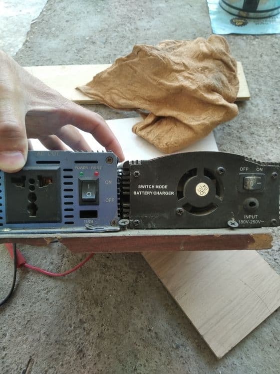 Sotiladi: 12V Zaryadlovchi + 500W Invertor to‘plami

1. SUOER MA-1220A — 3