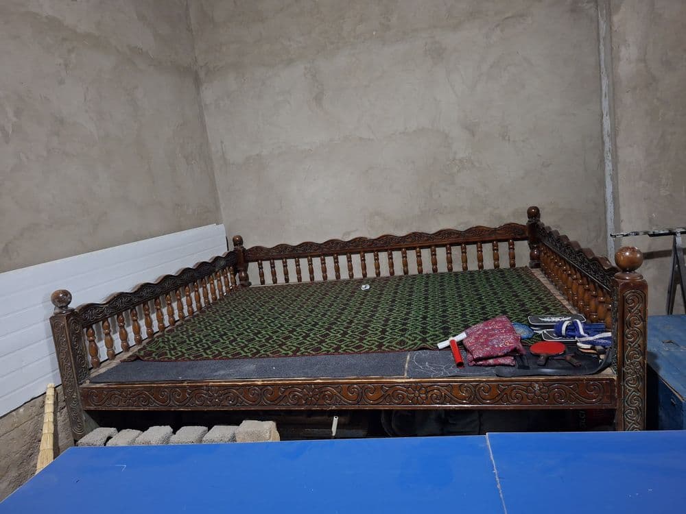 Tapchan yog'ochdan 2.40 ga 3 metr — 3