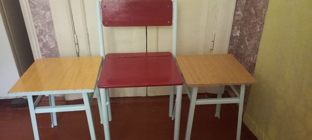 Продаеться металлический стул — 2