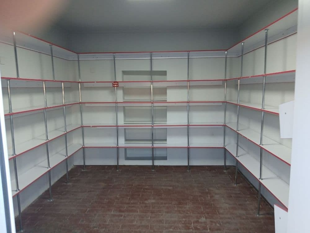 Продаётся! Стеллажи с магазина б/у. — 2