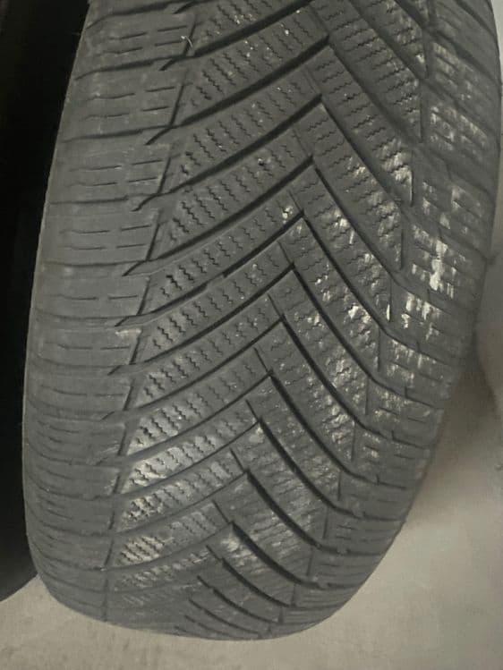 Balon Imperial R19 235/55 — 4