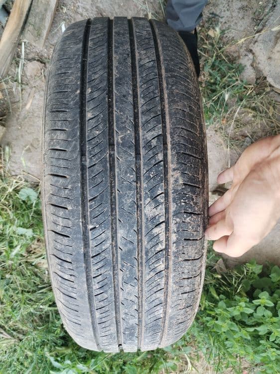 Balon sotiladi 225/60 R18 — 2