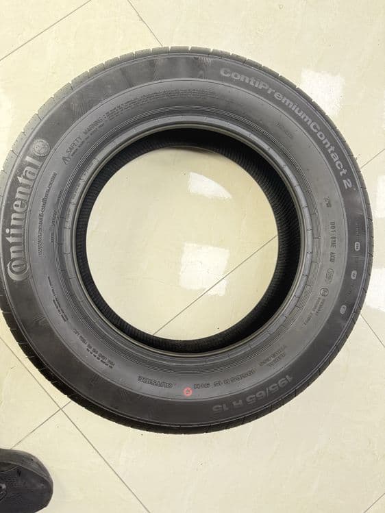 Continental Contact 2 R15 — 2