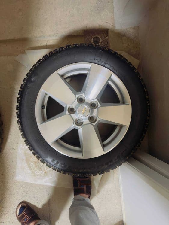 225v 55R 17 malibu balon diskasi bn bir — 2