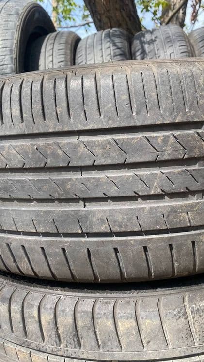 Wenrum 245 / 45 R 19 — 6