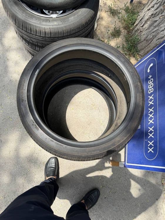 265/40/R21 hankook ion evo — 5