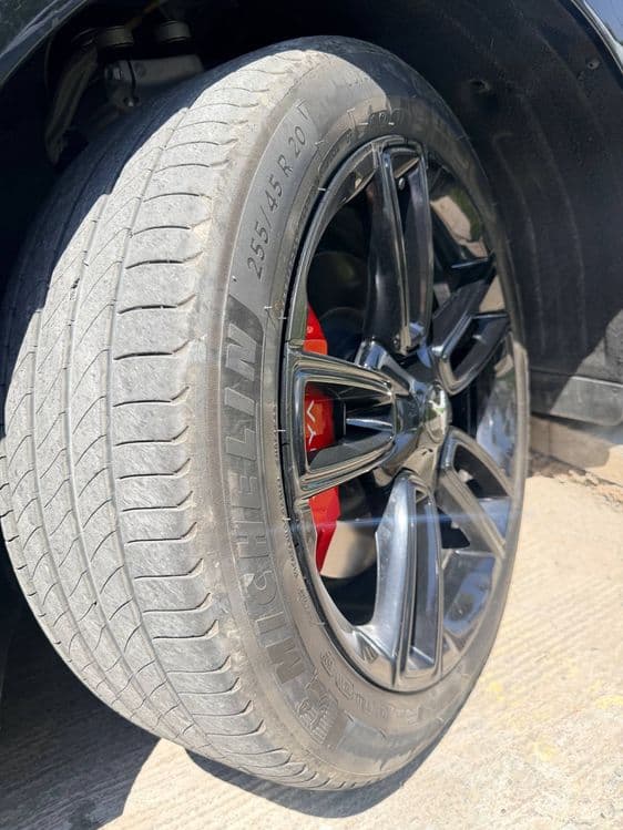 MICHELIN 255/45/20 voyah free radnoy baloni — 2