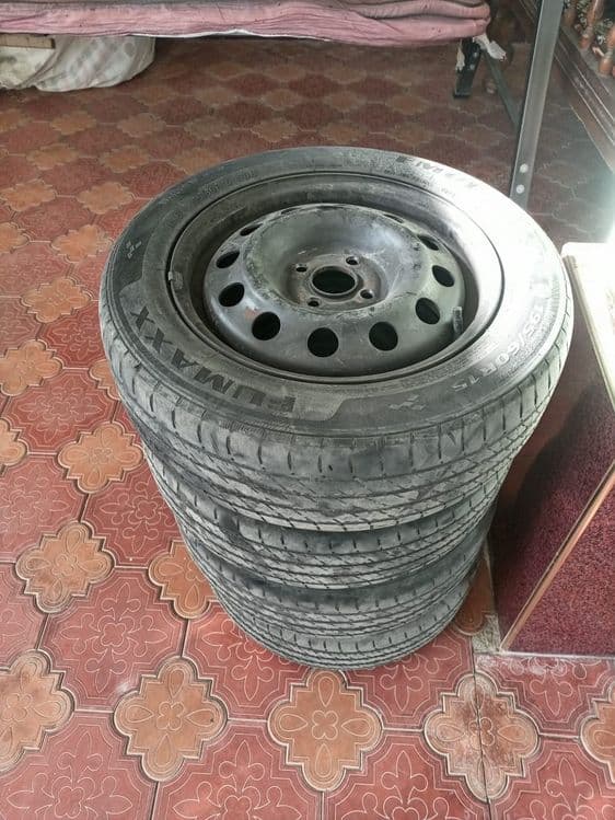 Balon razmer 195/60 15. — 1