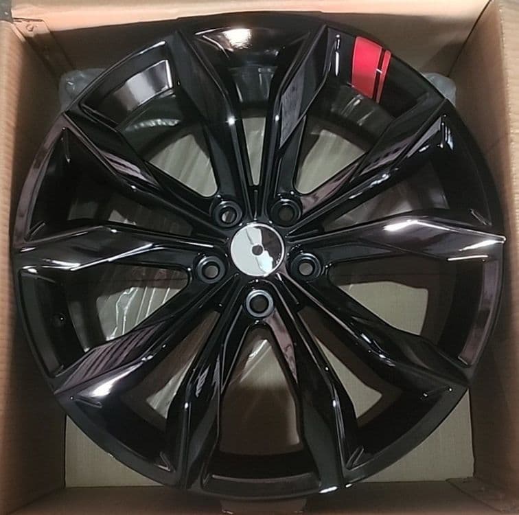 Malibu 2 Premier diska 17R 5/115 — 12