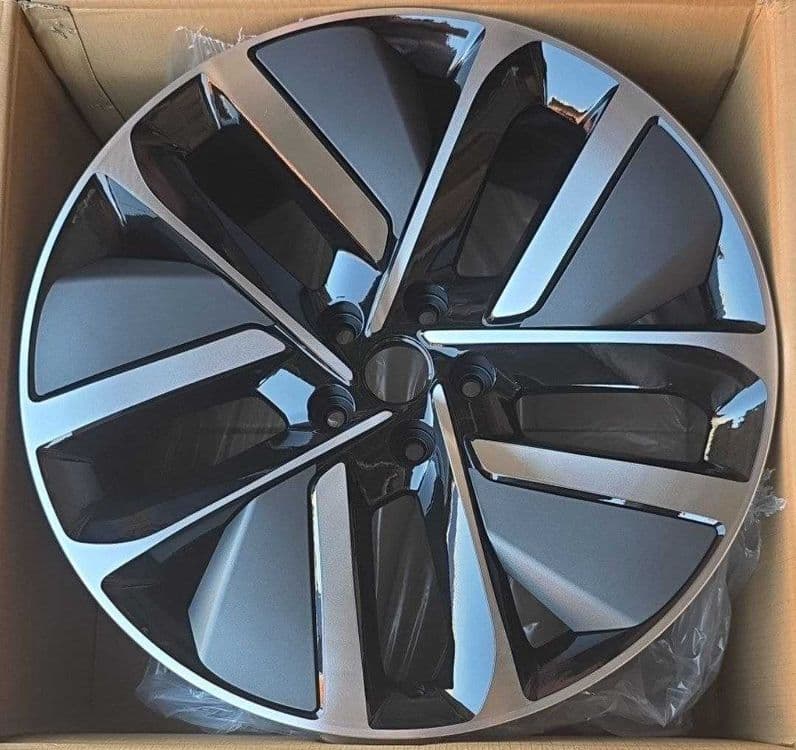 Formulaplus LI 9 Zeekr 001 Saka Diska 21R 5/120 5/108 5/112 — 3