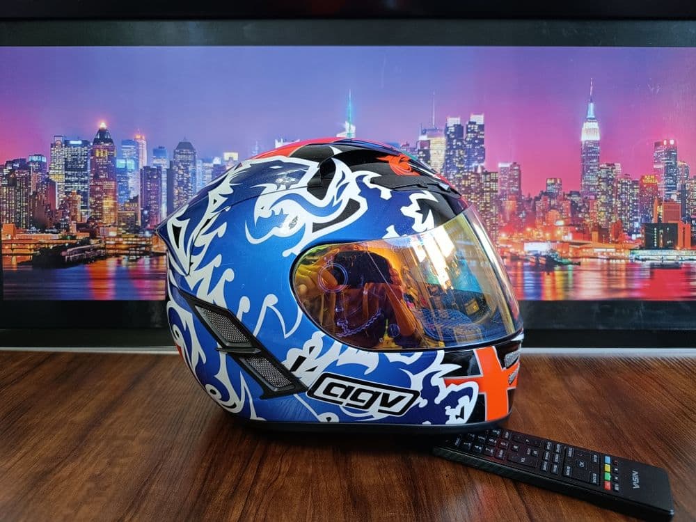 Мото шлем от итальянского бренда AGV — 3