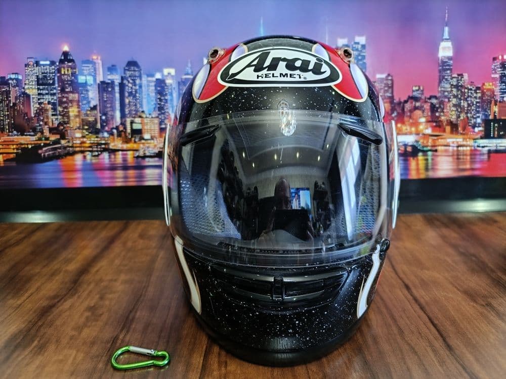 Мото шлем от Японского бренда ARAI QUANTUM F — 4