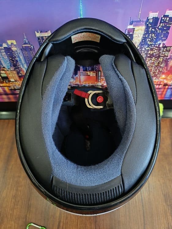 Мото шлем от Японского бренда ARAI QUANTUM F — 8