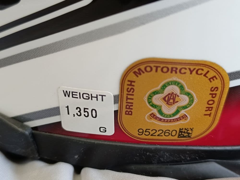 Мото шлем от японского бренда SHOEI XR  1100 — 5