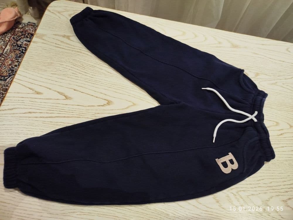 Koreyadan sotib olingan sport shim — 2