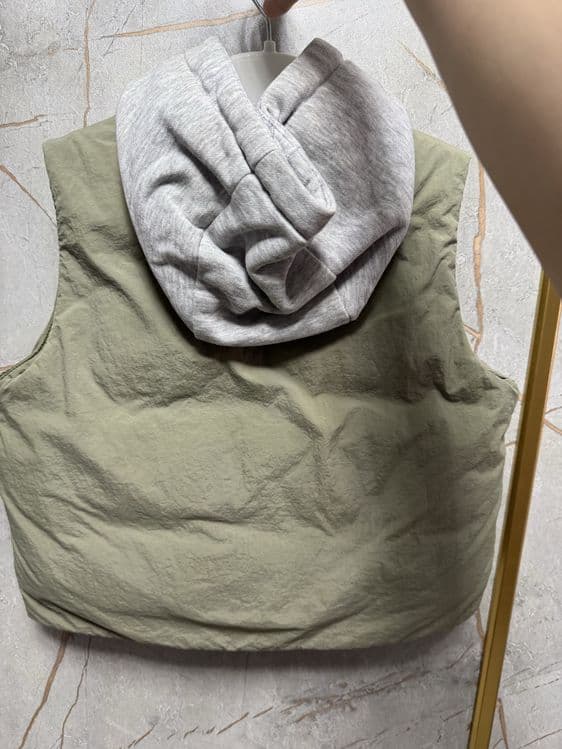 Zara жилетка на 2 года — 2
