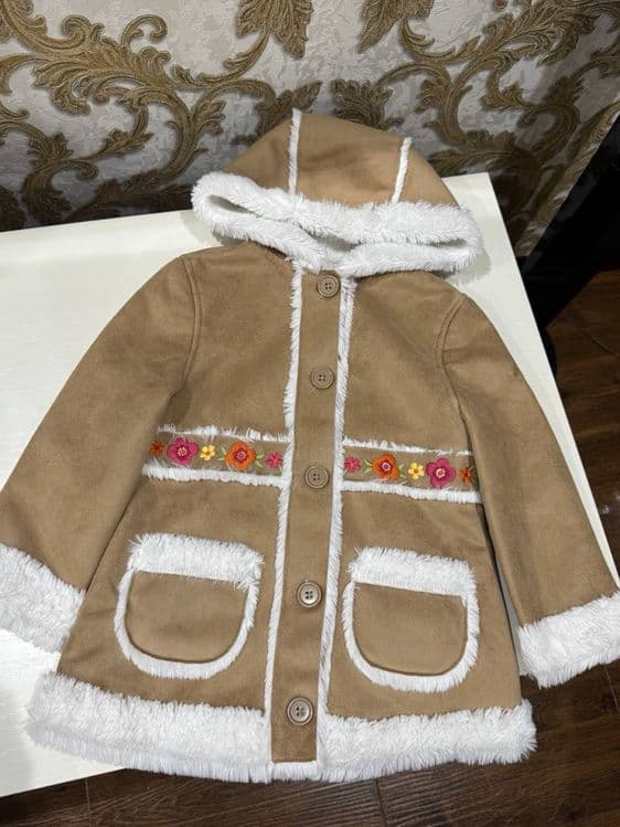 Детская Дубленка Gymboree, б/у, в хорошем состоянии — 1