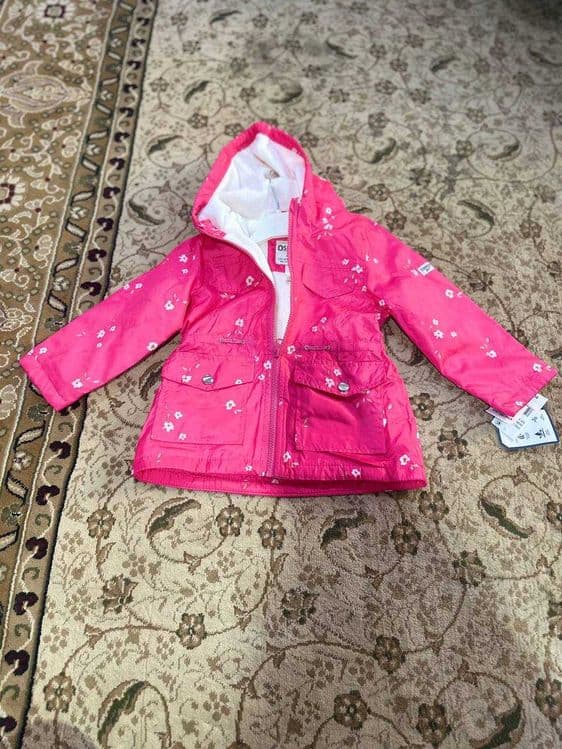Новые куртки OshKosh B'gosh для девочек 2 и 3 года — 2