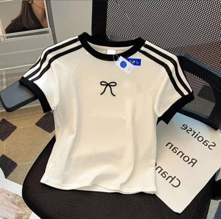 Qizlar uchun yozgi futbolka — 4