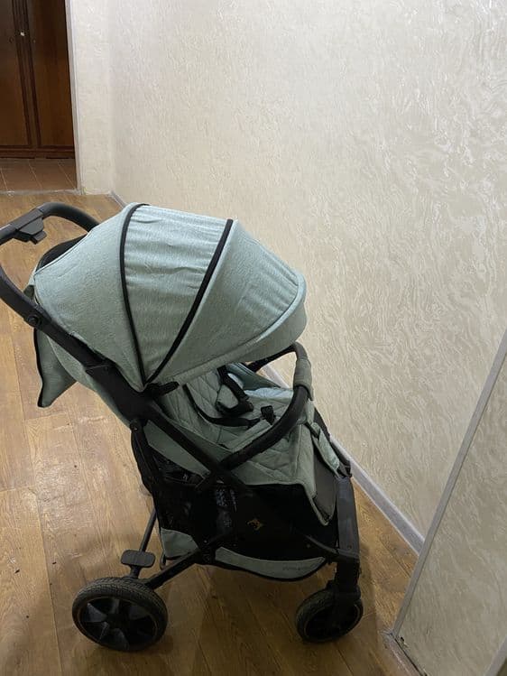 Kolyaska sotiladi ishlatilgan sumkasi bor yengil yuradi 60 kilo gacha — 2