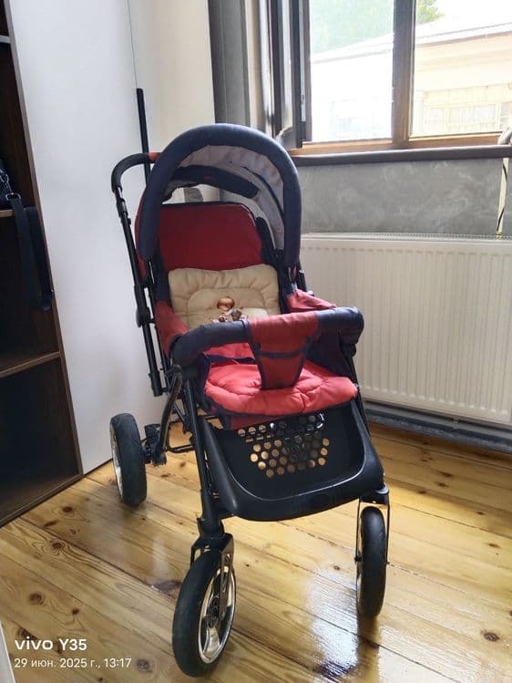 Продаю срочно коляску — 2