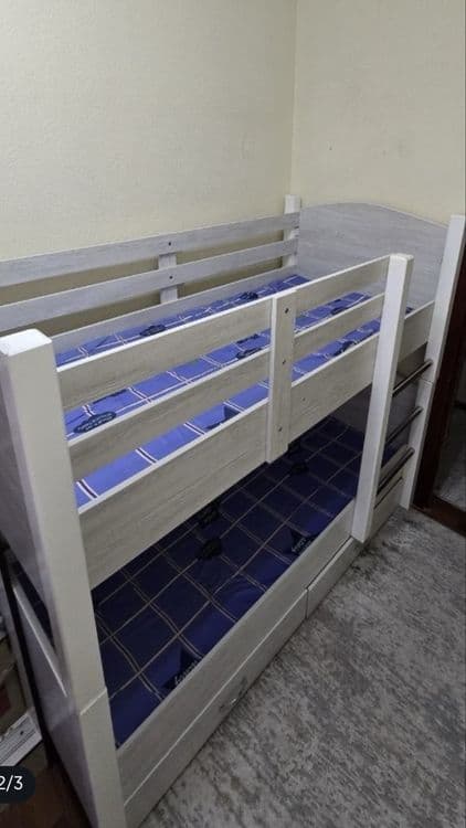 Срочно продам детскую двухярусную кровать — 5