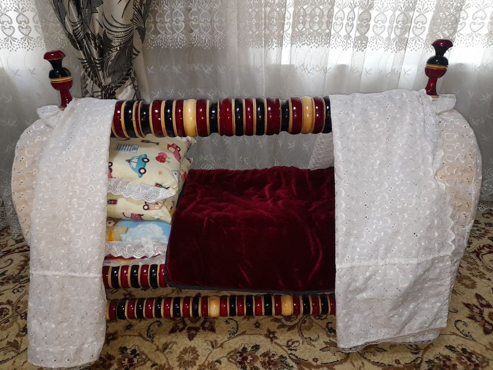 Chaqaloq uchun beshik sotiladi — 1