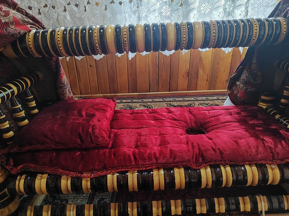 Beshik sotiladi. Yangi — 3