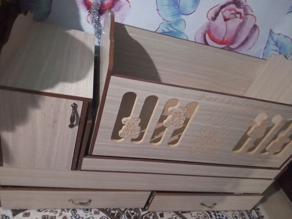 Detskiy kravat  xolati yaxshi xam  lyulka xam kravat   2qavatli pastin — 2
