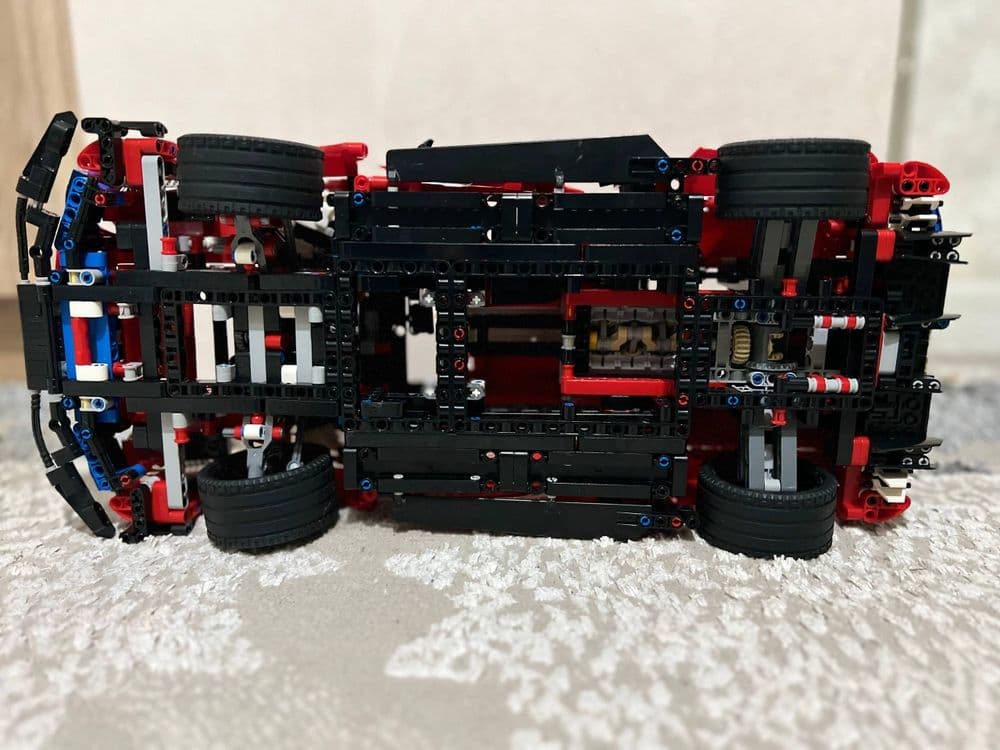 Продам Lego Ferrari 488 gte только в наличии — 5